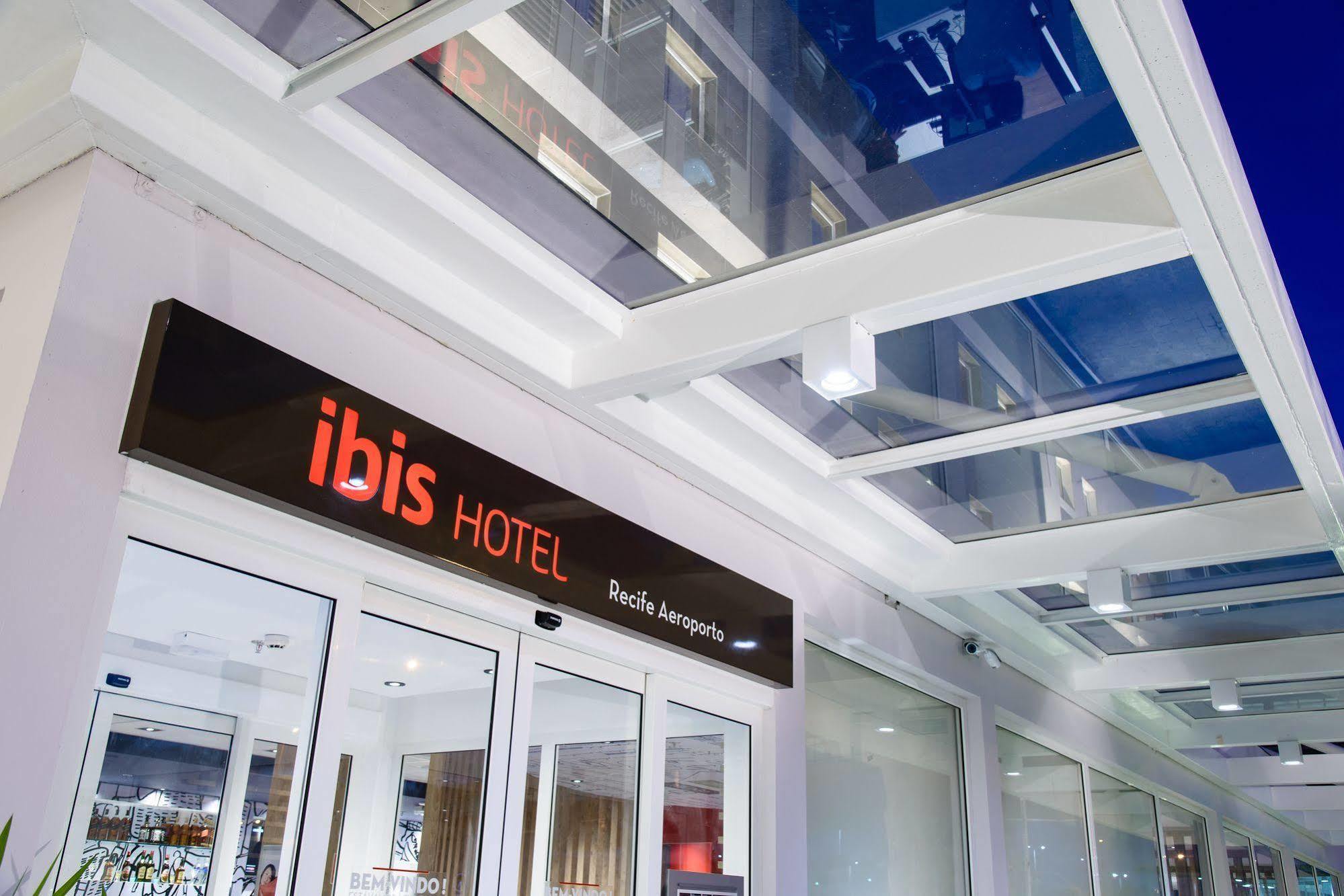 Ibis Aeroporto Hotel 3*